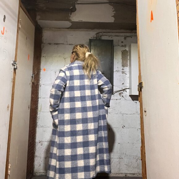 Amazing Cozy Ankle Length Cardign - Picture 2 of 4